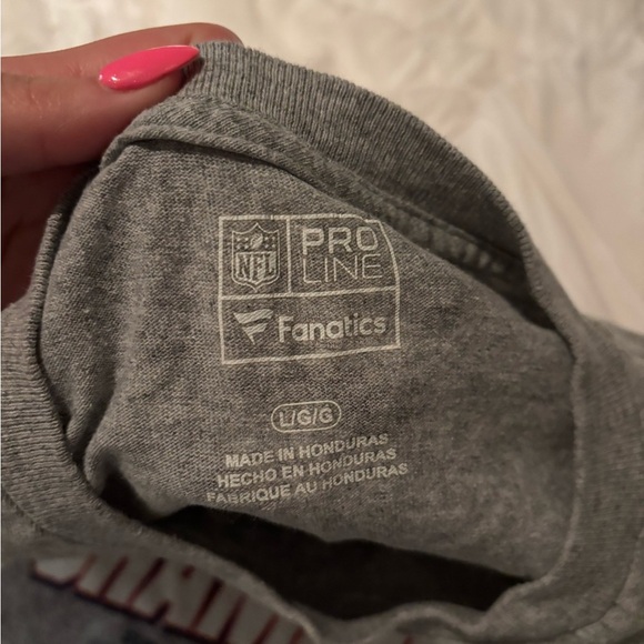 patriots tee - Picture 3 of 3